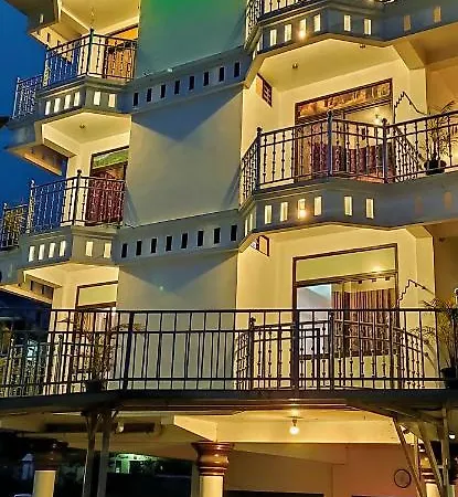 مبيت وإفطار Arul Mount